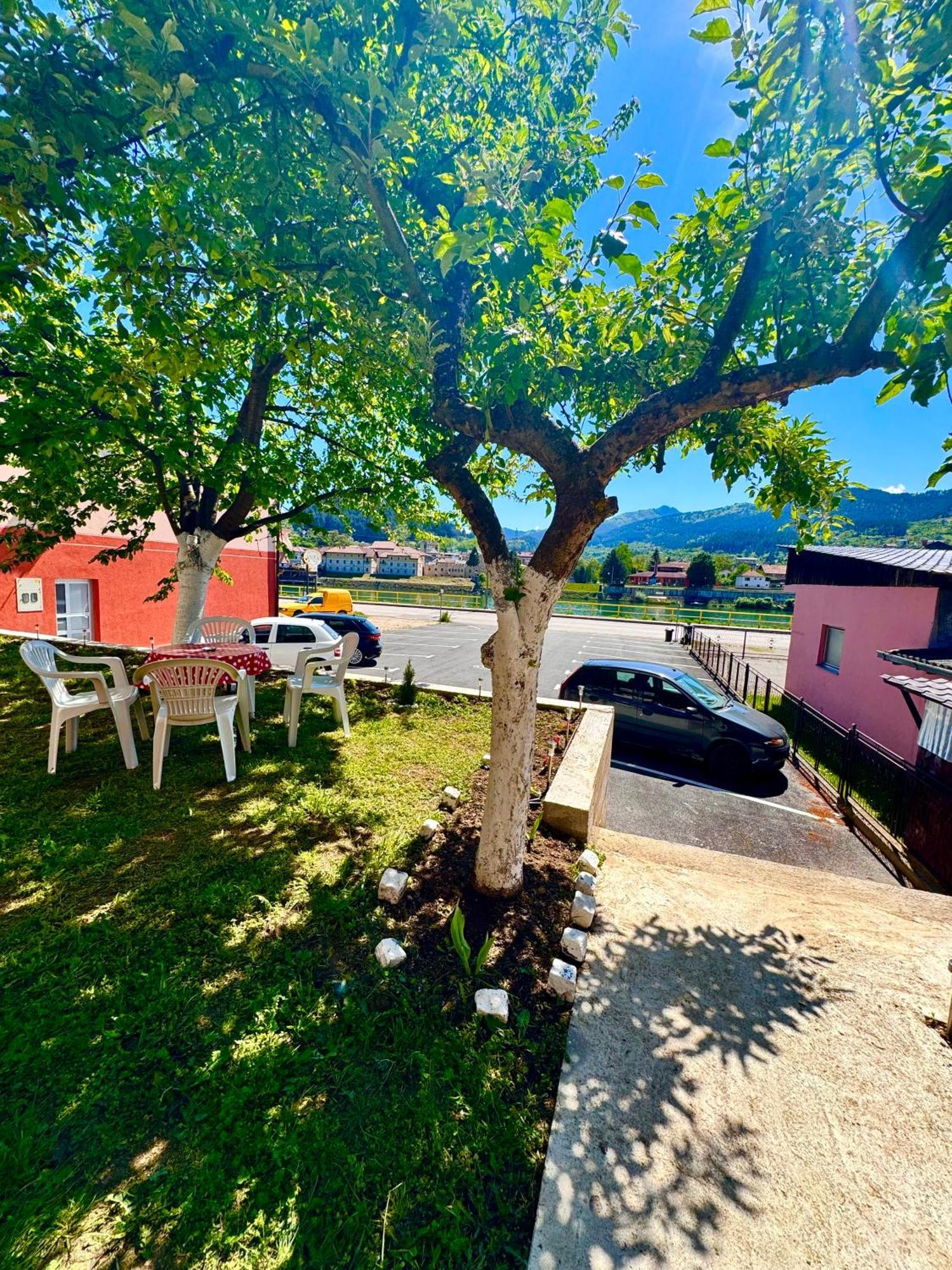 Apartman Lola Višegrad Exteriör bild